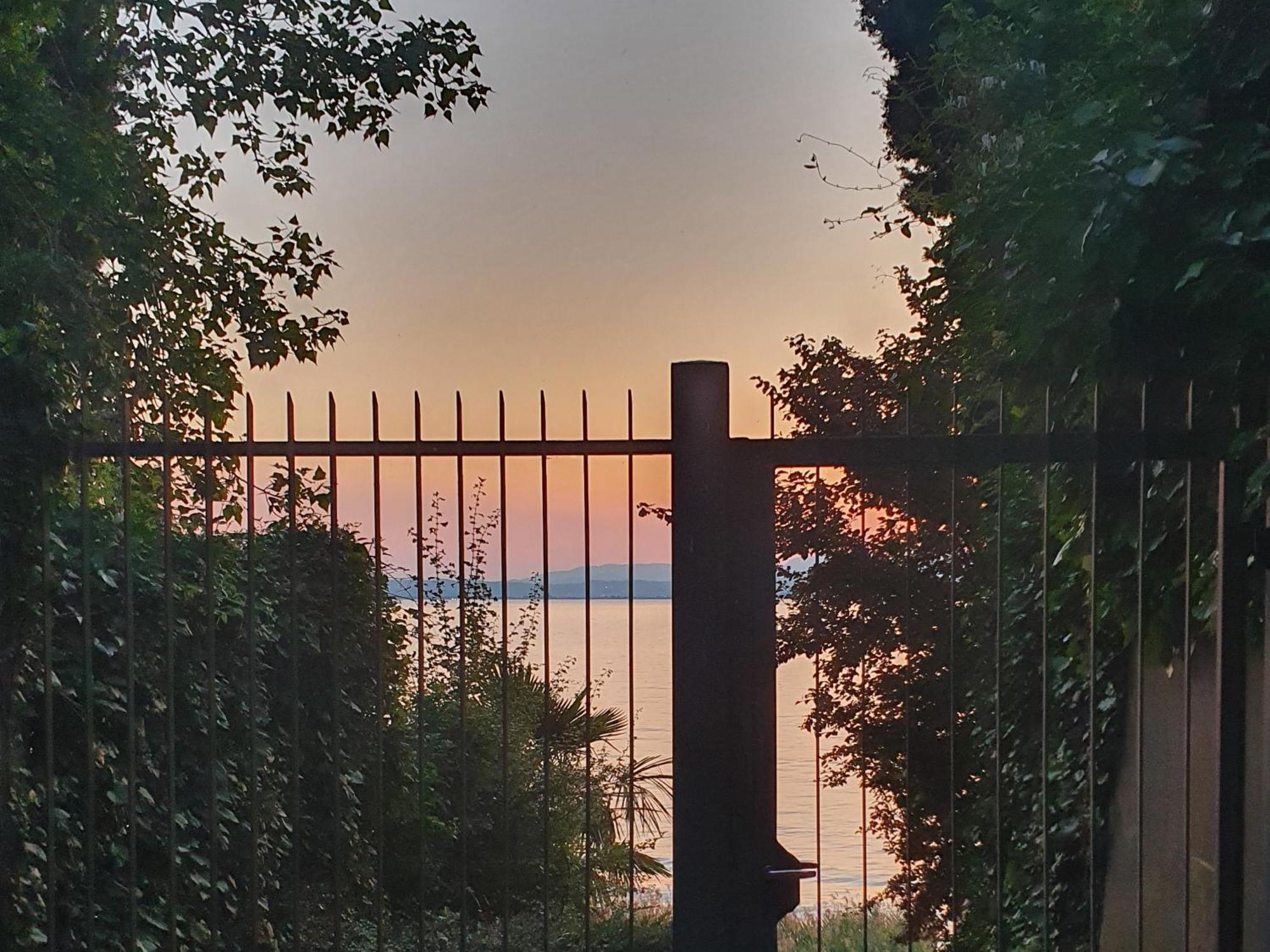 Molo - Residenza Con Accesso Diretto Al Lago Lazise Dış mekan fotoğraf